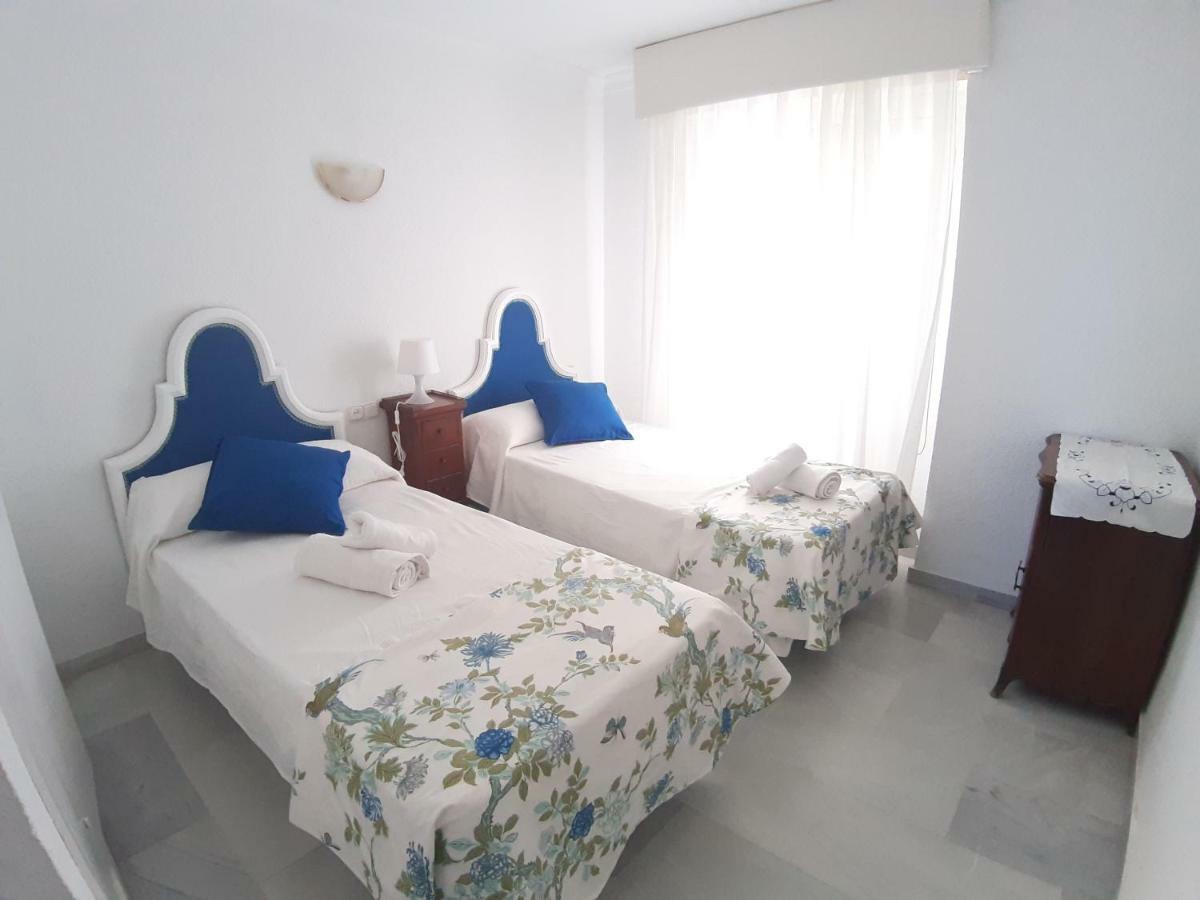 Spacious Beach Flat In Fuengirola - Los Boliches Екстер'єр фото